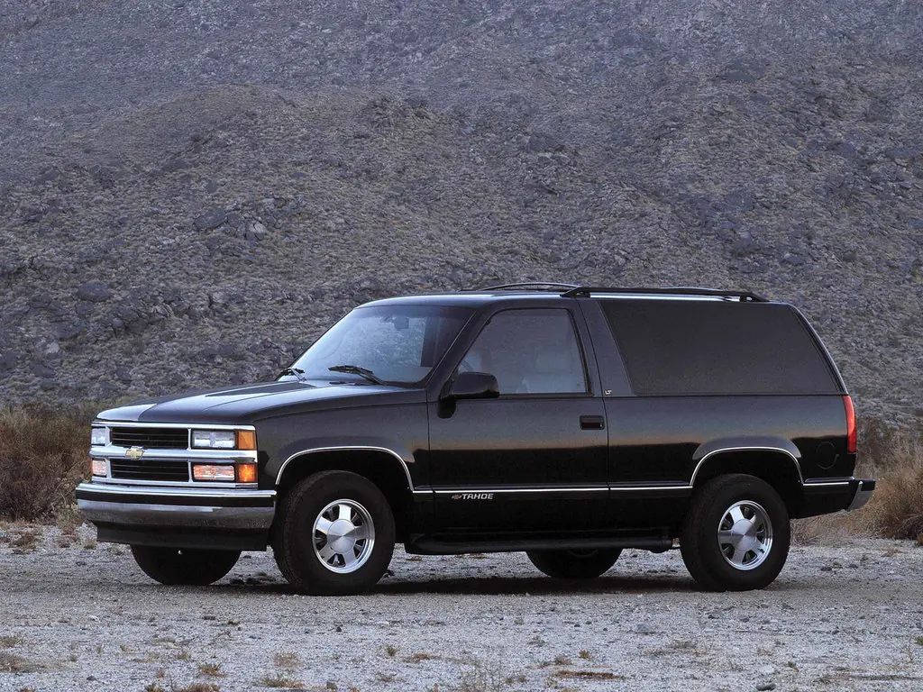 Chevrolet Tahoe (GMT410) 1 поколение, джип/suv 3 дв. (09.1995 - 12.2000)